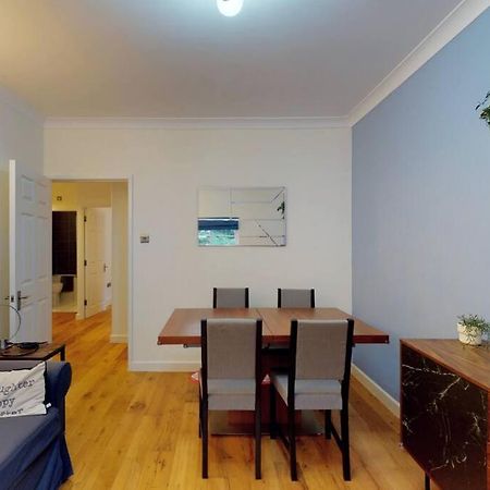 Lovely 2-Bedroom Flat Near Highgate London Exterior photo
